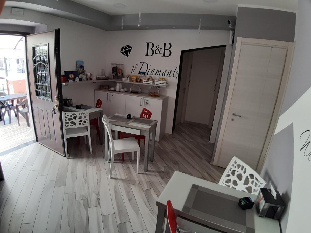 Il Diamante Bed and Breakfast Crotone Exteriör bild