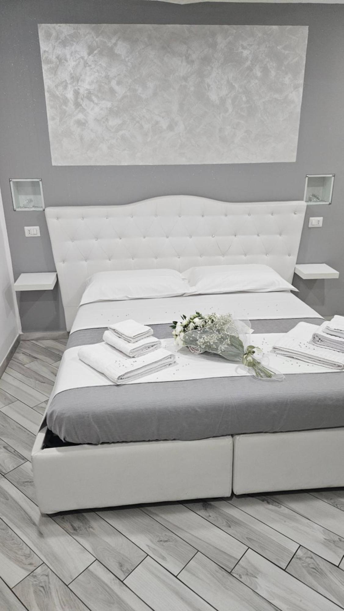 Il Diamante Bed and Breakfast Crotone Exteriör bild