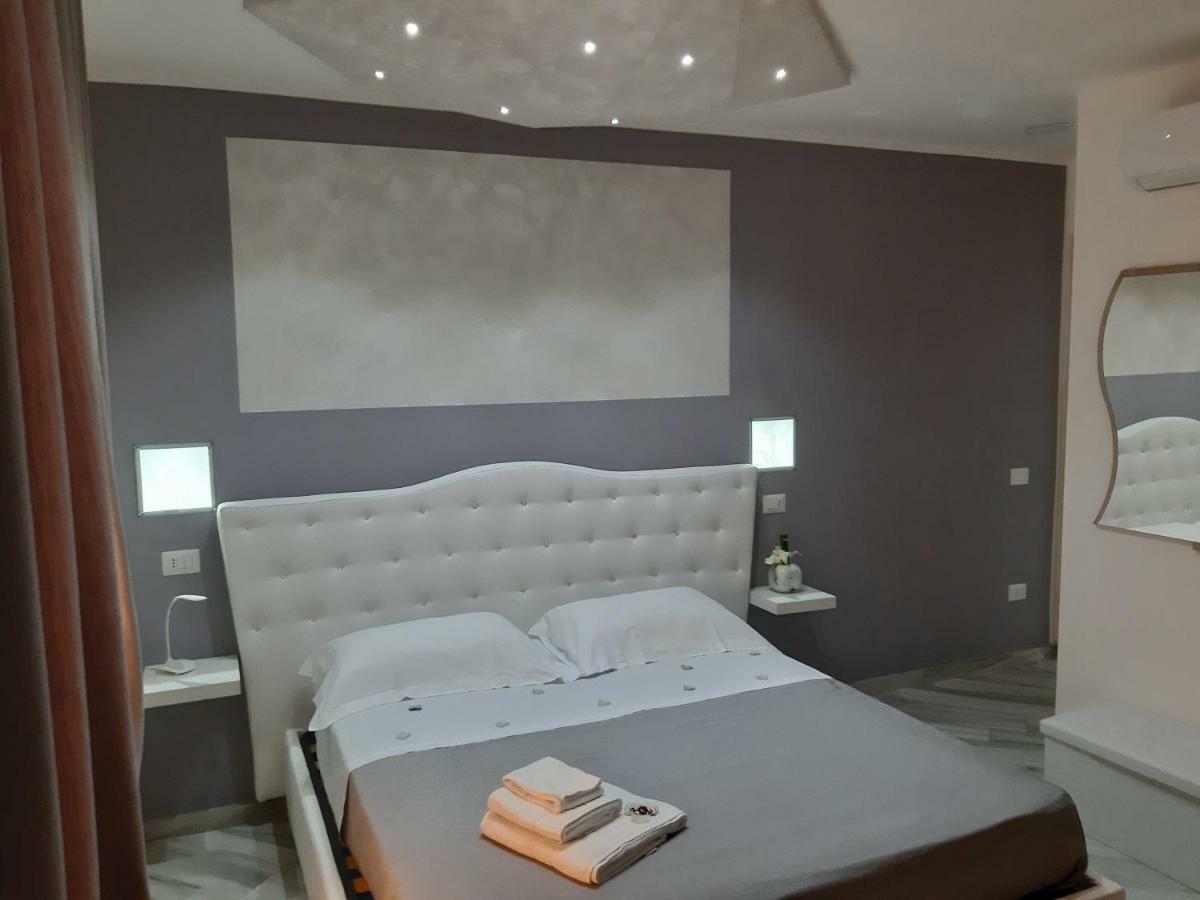 Il Diamante Bed and Breakfast Crotone Exteriör bild