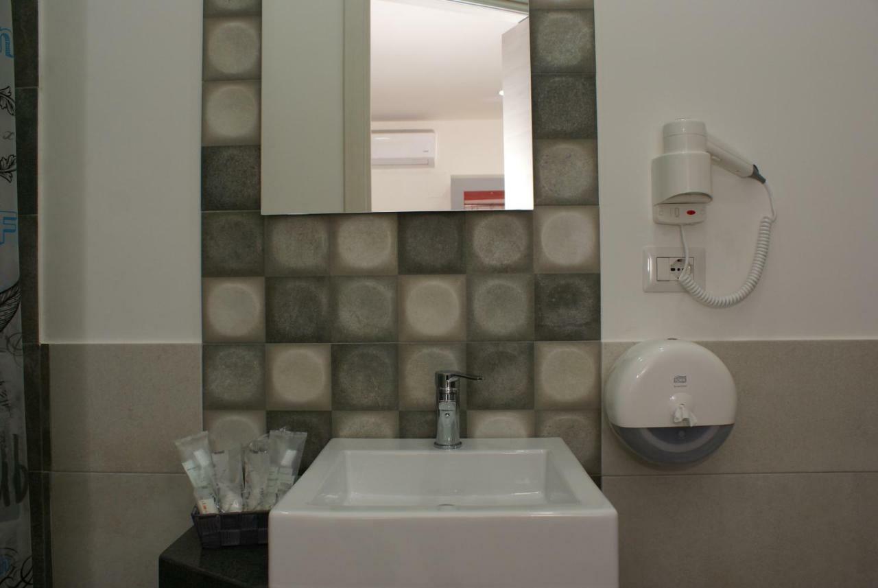 Il Diamante Bed and Breakfast Crotone Exteriör bild